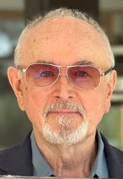 Photo of Peter Egan